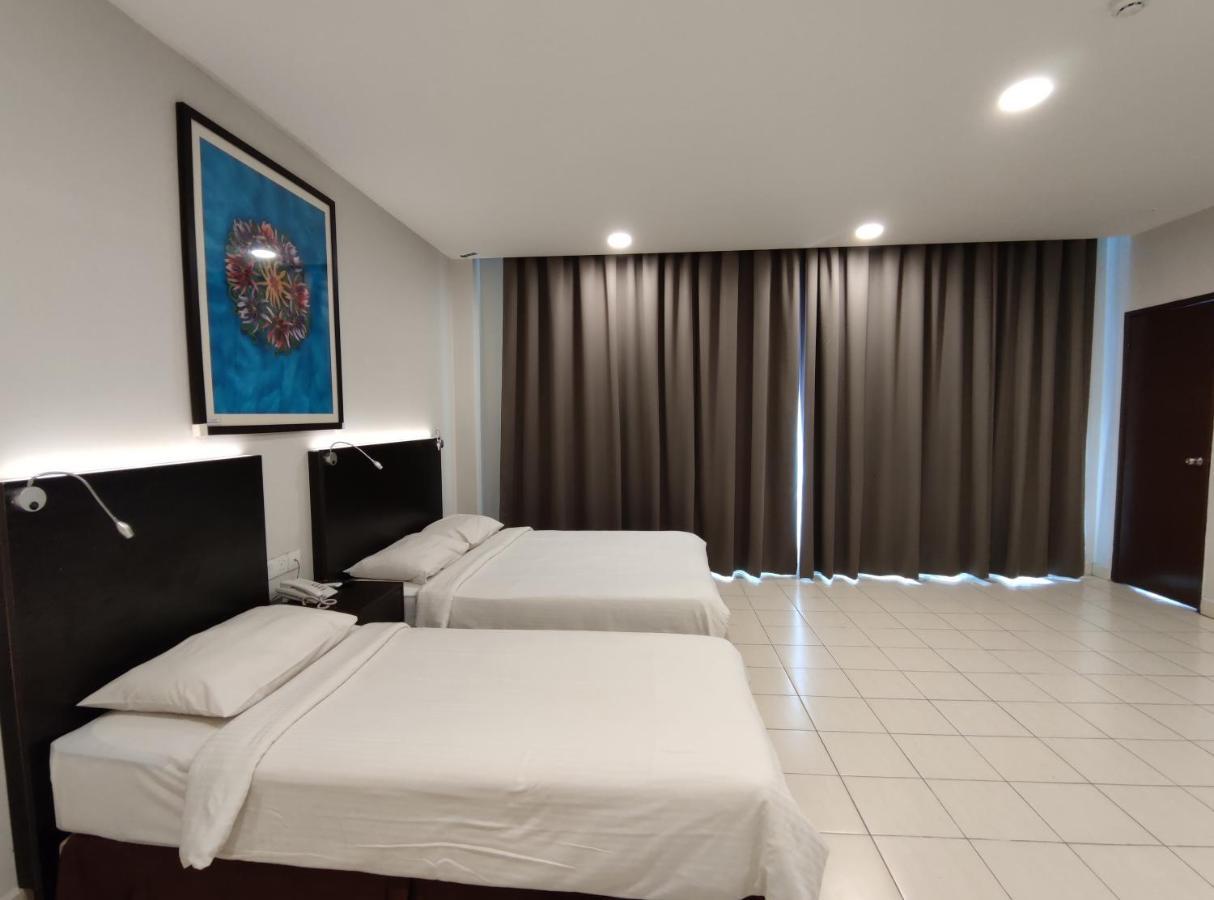 Hotel Desaru Penawar Exterior photo