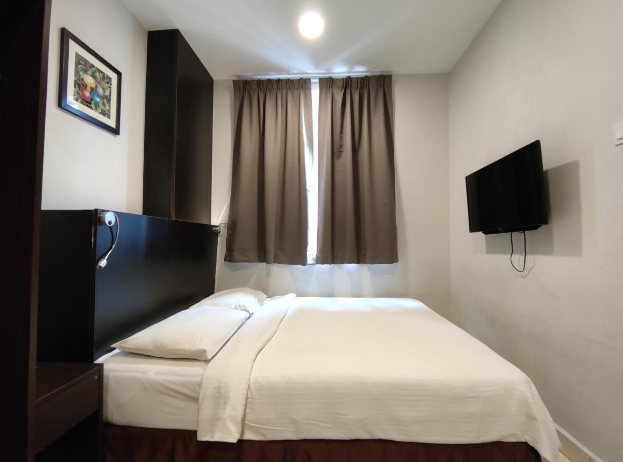 Hotel Desaru Penawar Exterior photo