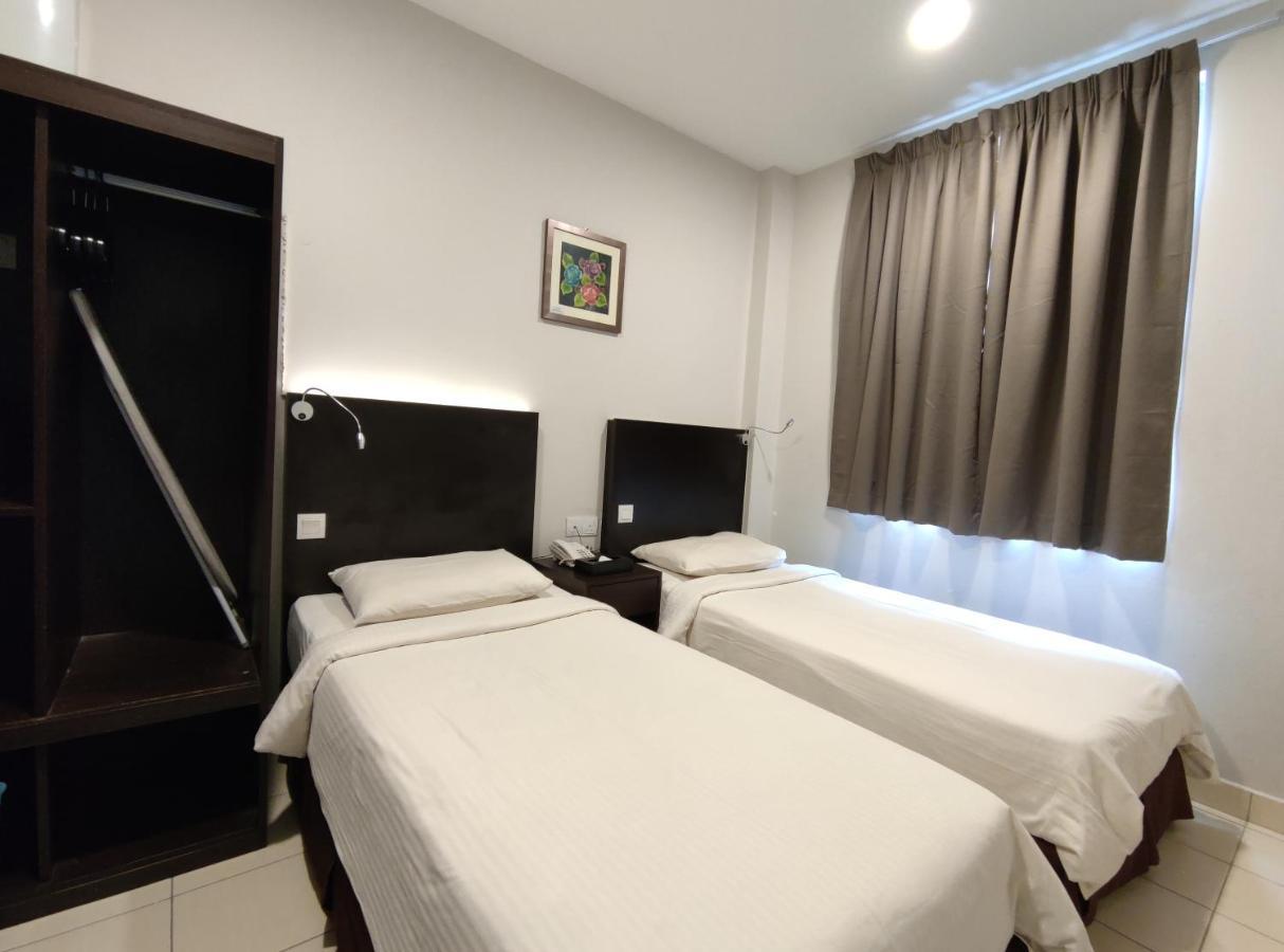 Hotel Desaru Penawar Exterior photo